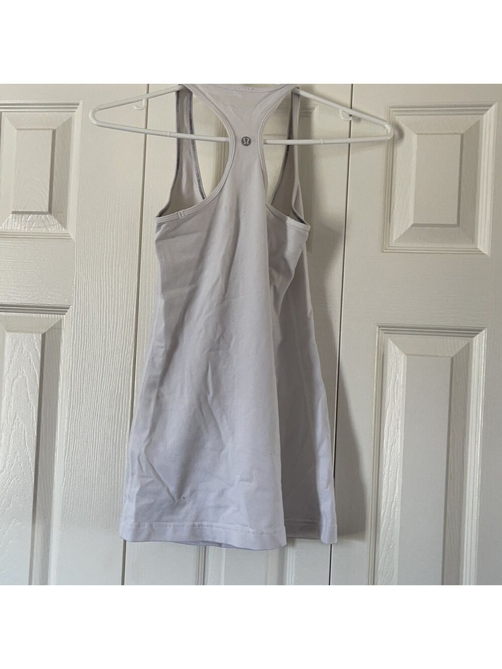 Lululemon Racer Back Tank Top 🥰🥰 - Picture 2 of 3